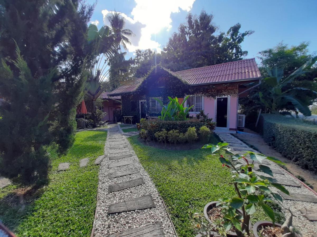 Khuang Na Farmview Bed & Breakfast Mae Chaem Exterior photo